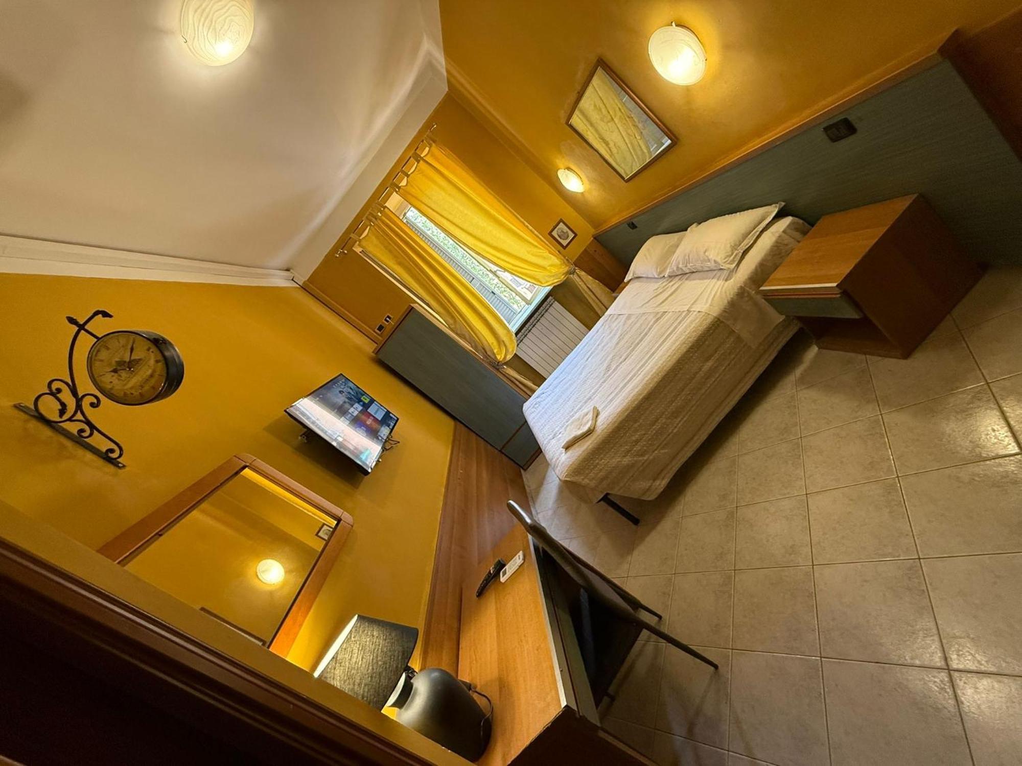 Viennese Due Guest house 3*